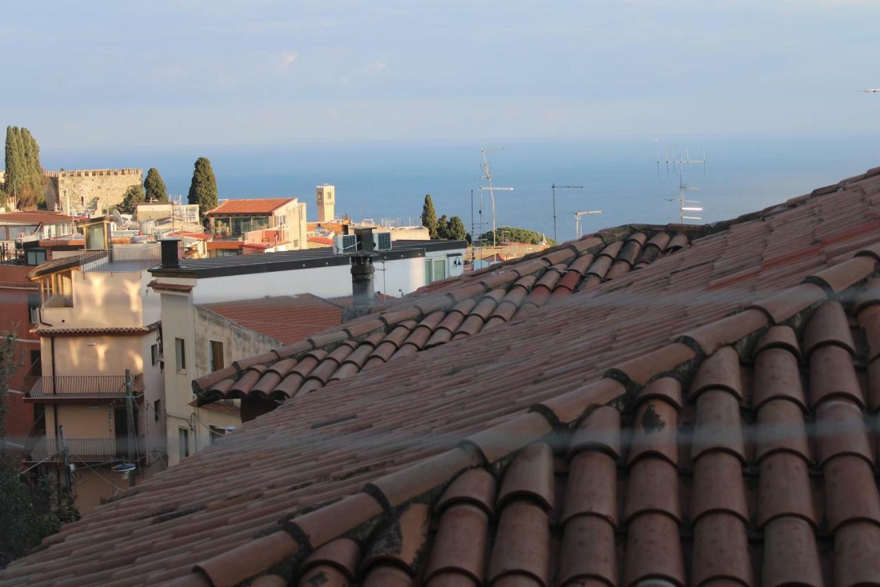 Апартаменти Taormina Casa Sarina Екстер'єр фото